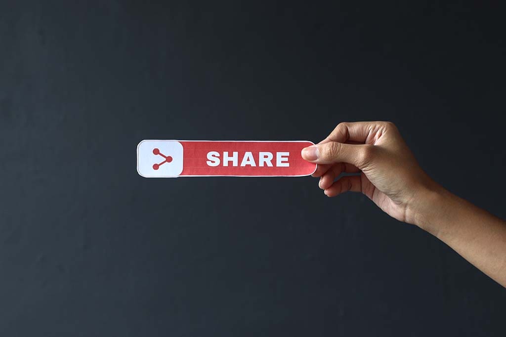 Social Media Marketing_04 Share-Button
